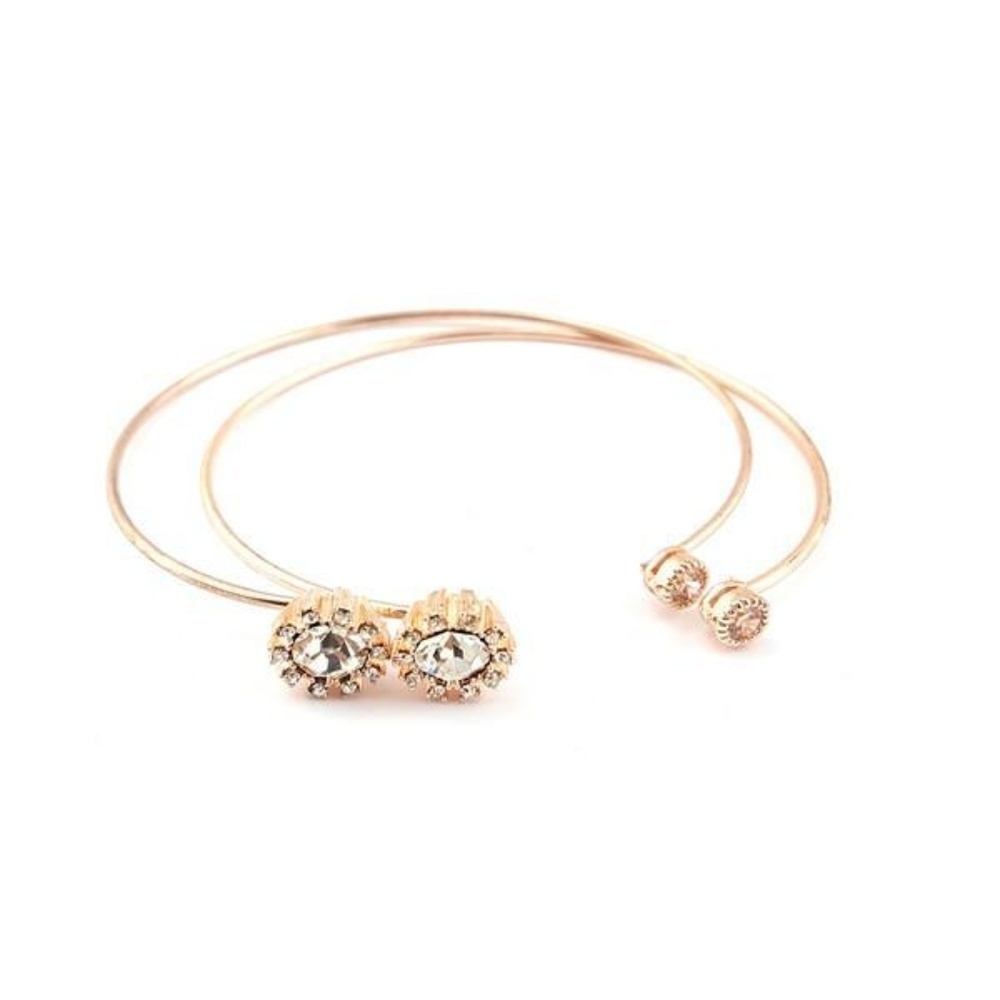 DOUBLE LAYERED FLOWER CUFF BRACELET